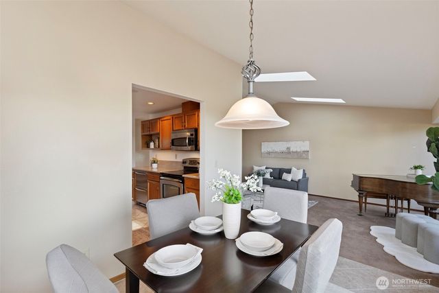 909 55th Street, Port Townsend, WA 98368