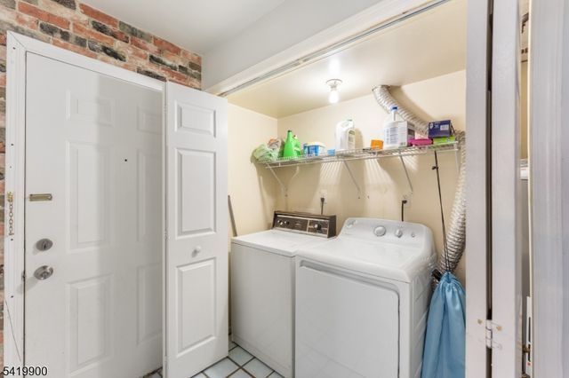 660 N Broad St 8, Elizabeth City, NJ 07208