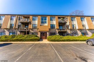 660 N Broad St 8, Elizabeth City, NJ 07208