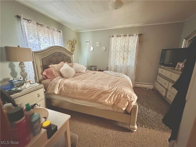 1132 Woodland Avenue NE, Warren, OH 44483