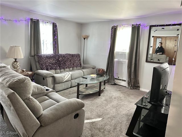 1132 Woodland Avenue NE, Warren, OH 44483