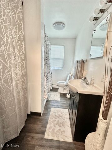 1132 Woodland Avenue NE, Warren, OH 44483