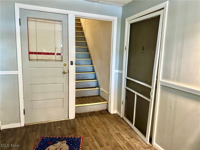 1132 Woodland Avenue NE, Warren, OH 44483