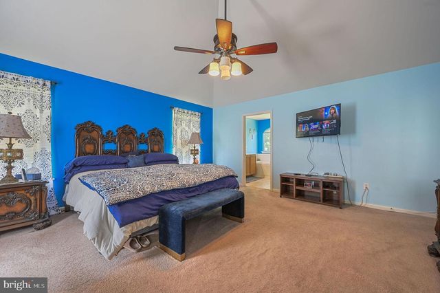 14 W GOLDINGER RD, Dover, DE 19904