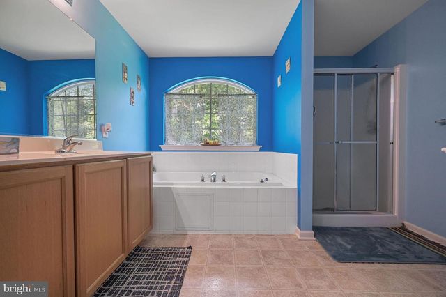 14 W GOLDINGER RD, Dover, DE 19904