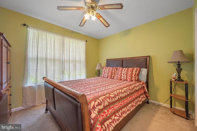 14 W GOLDINGER RD, Dover, DE 19904