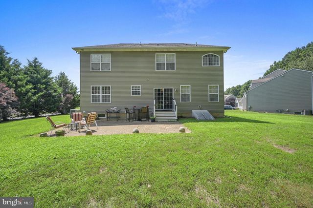 14 W GOLDINGER RD, Dover, DE 19904