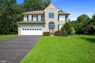 14 W GOLDINGER RD, Dover, DE 19904