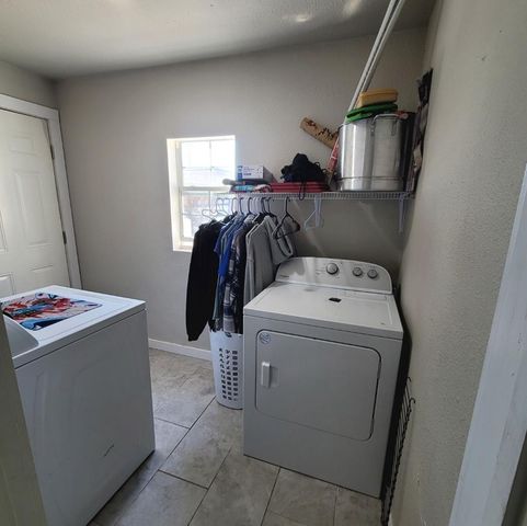 607 Lauderdale Ave, Odessa, TX 79763