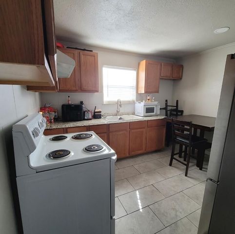 607 Lauderdale Ave, Odessa, TX 79763