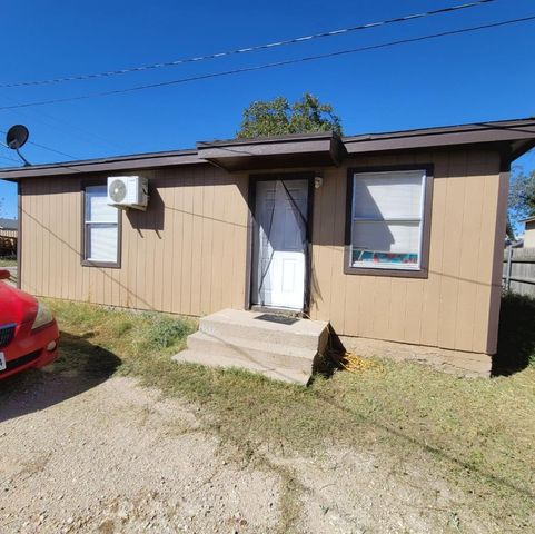 607 Lauderdale Ave, Odessa, TX 79763