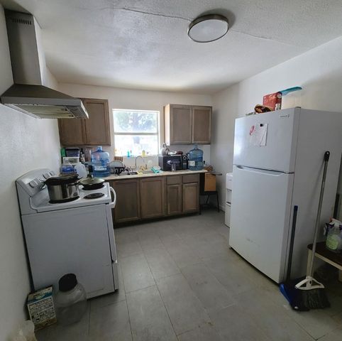 607 Lauderdale Ave, Odessa, TX 79763