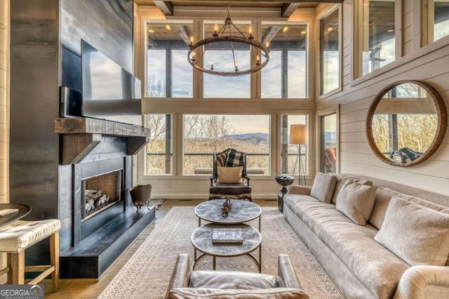 49 Chestnut Overlook 11, Blue Ridge, GA 30513