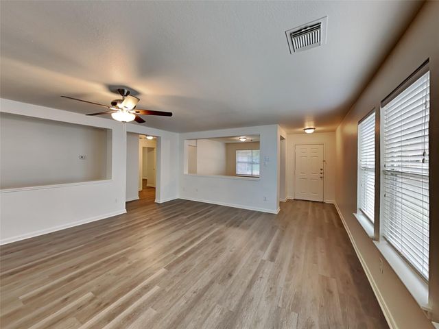 9626 Eaglewood Glen Trail, Sugar Land, TX 77498