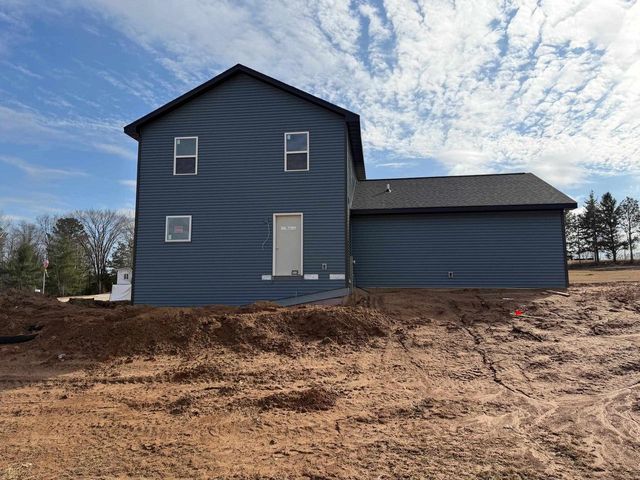 1801 SOUTHLAND LANE, New London, WI 54961
