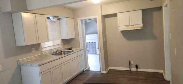 11776 Rossiter Street, Detroit, MI 48224