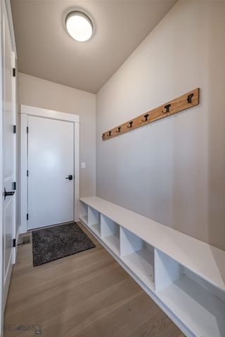 950 White Horse Loop, Bozeman, MT 59718