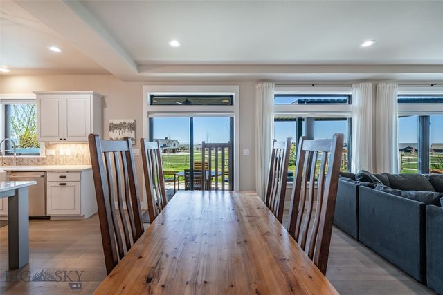 950 White Horse Loop, Bozeman, MT 59718