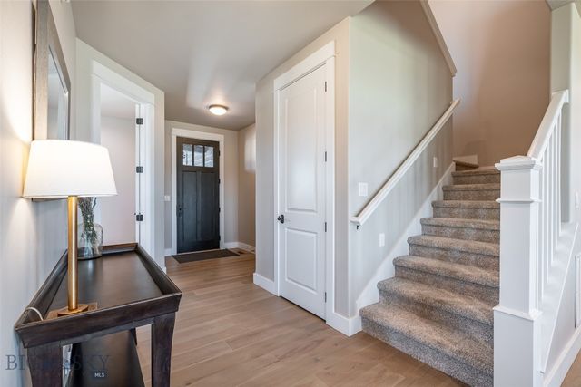 950 White Horse Loop, Bozeman, MT 59718
