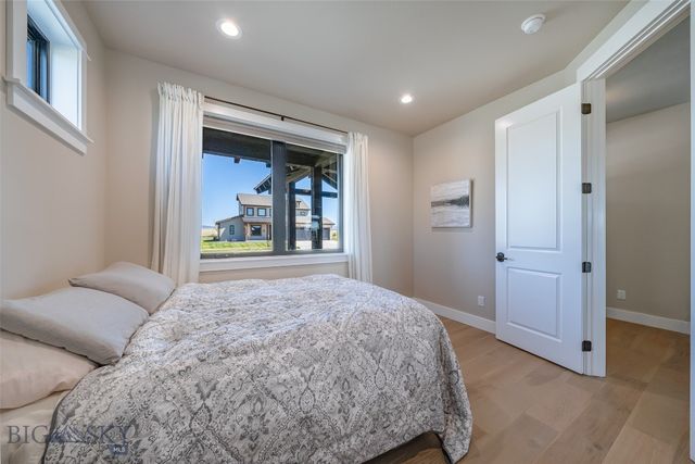 950 White Horse Loop, Bozeman, MT 59718