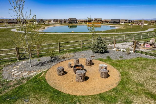 950 White Horse Loop, Bozeman, MT 59718