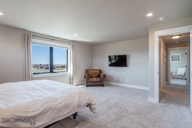 950 White Horse Loop, Bozeman, MT 59718