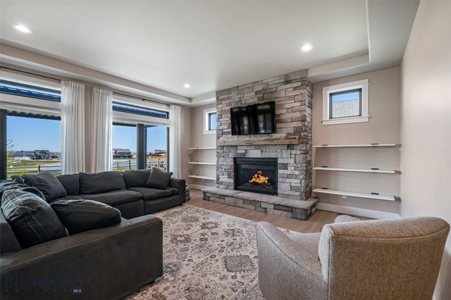 950 White Horse Loop, Bozeman, MT 59718