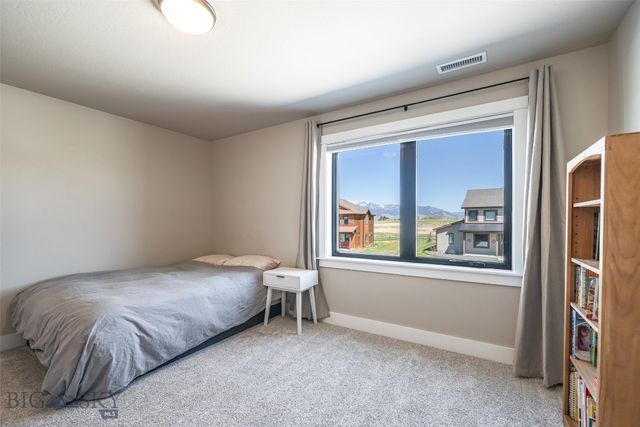 950 White Horse Loop, Bozeman, MT 59718