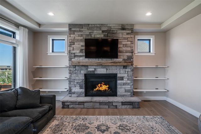950 White Horse Loop, Bozeman, MT 59718