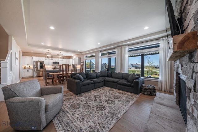 950 White Horse Loop, Bozeman, MT 59718