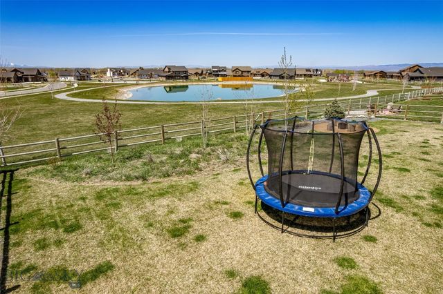 950 White Horse Loop, Bozeman, MT 59718