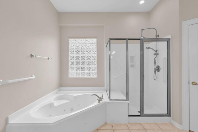 15 E Royal Mews, Conroe, TX 77384