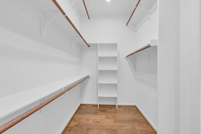 15 E Royal Mews, Conroe, TX 77384