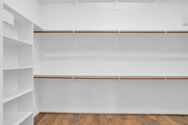 15 E Royal Mews, Conroe, TX 77384