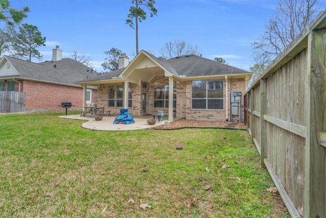 15 E Royal Mews, Conroe, TX 77384