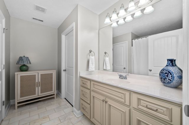2308 Foxworth Ct, Murfreesboro, TN 37127