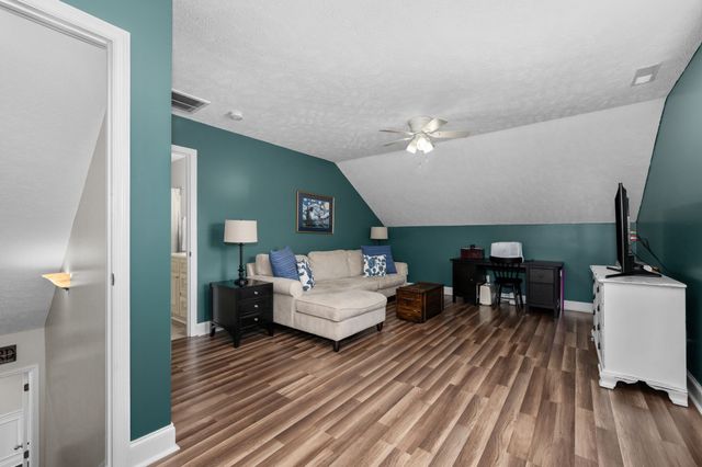 2308 Foxworth Ct, Murfreesboro, TN 37127