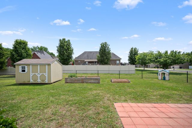 2308 Foxworth Ct, Murfreesboro, TN 37127