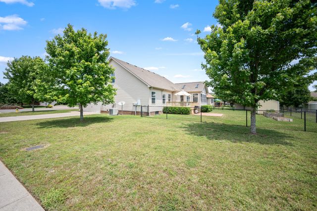 2308 Foxworth Ct, Murfreesboro, TN 37127