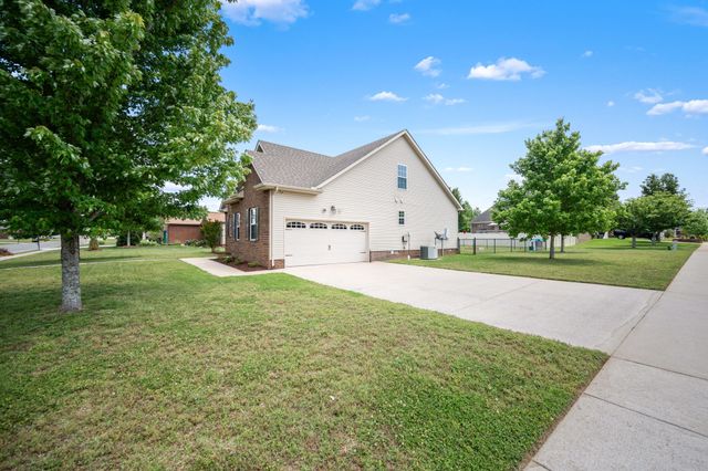 2308 Foxworth Ct, Murfreesboro, TN 37127