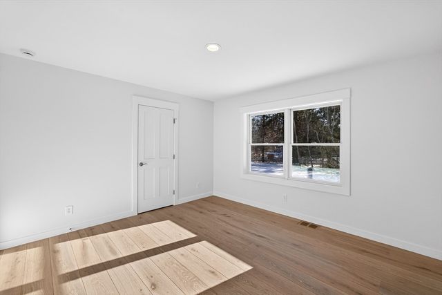 68 Hilltop, Barnstable, MA 02648