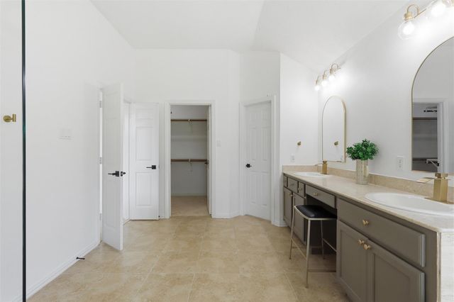 1417 Sapphire Shores, Willis, TX 77378