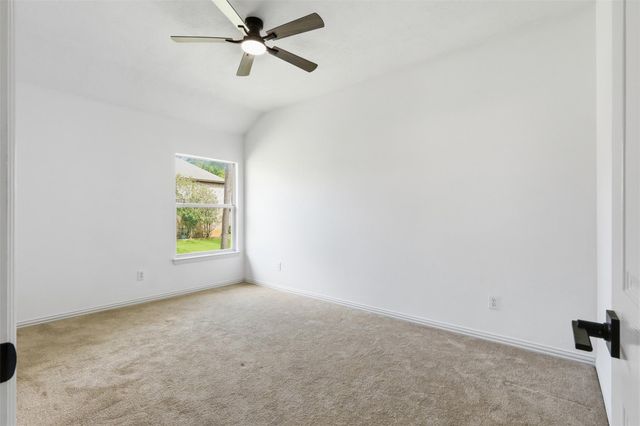 1417 Sapphire Shores, Willis, TX 77378