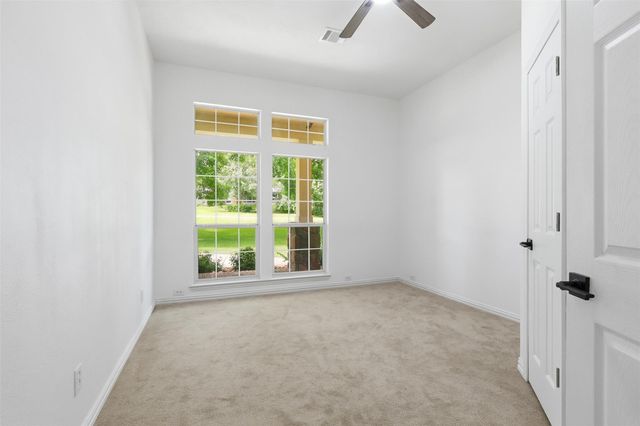 1417 Sapphire Shores, Willis, TX 77378