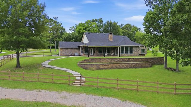 1417 Sapphire Shores, Willis, TX 77378