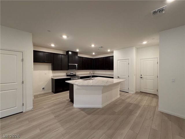 115 Cinder Cone Lane, Las Vegas, NV 89138