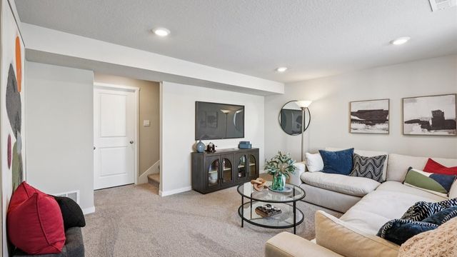 2347 SE Billings Place, West Des Moines, IA 50265