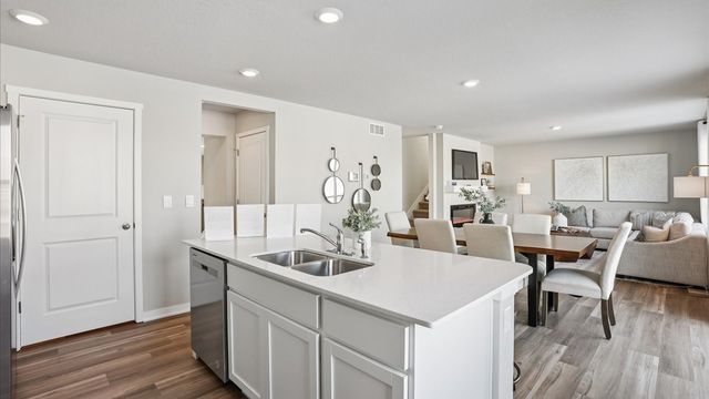 2347 SE Billings Place, West Des Moines, IA 50265