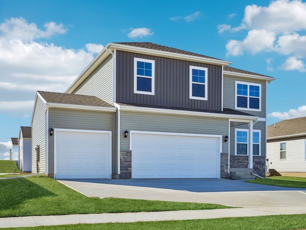 2347 SE Billings Place, West Des Moines, IA 50265