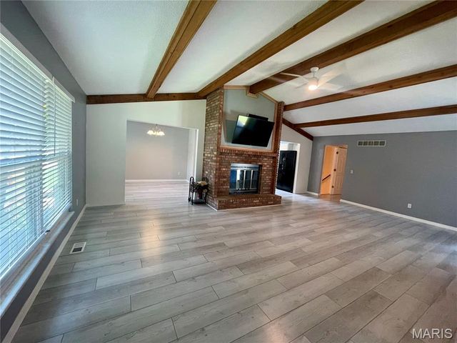 225 Timberidge Drive, St Peters, MO 63376